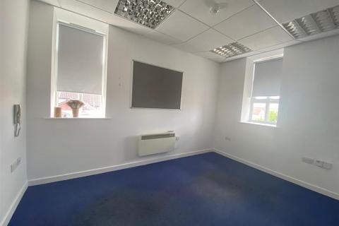 Industrial development to rent, Burns Ln Mansfield NG20 0AF
