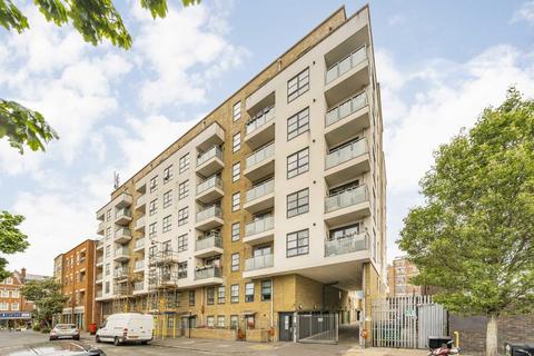 2 bedroom flat for sale, Bournemouth Road, London SE15