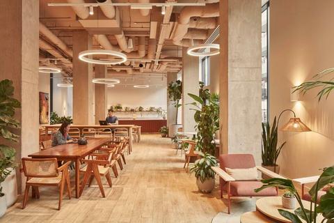 Studio to rent, Classic Plus Studios at London, ARK Canary Wharf, Crossharbour Plaza E14