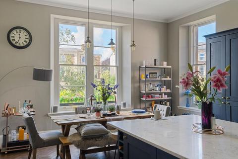 4 bedroom flat for sale, Clifton, Bristol, BS8