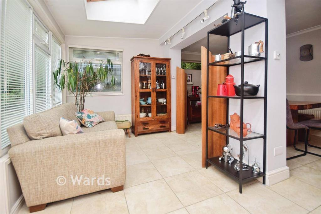 Dining Area (New)