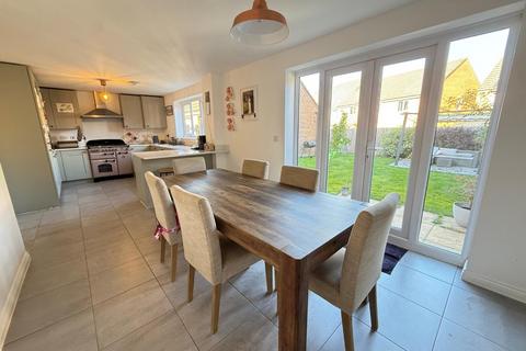 8 Carr Road, Moulton, Northampton, NN3 7AY