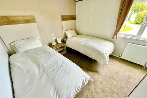 2 bedroom park home for sale, Hoburne Bashley Holiday Park, Bashley Dr., New Milton