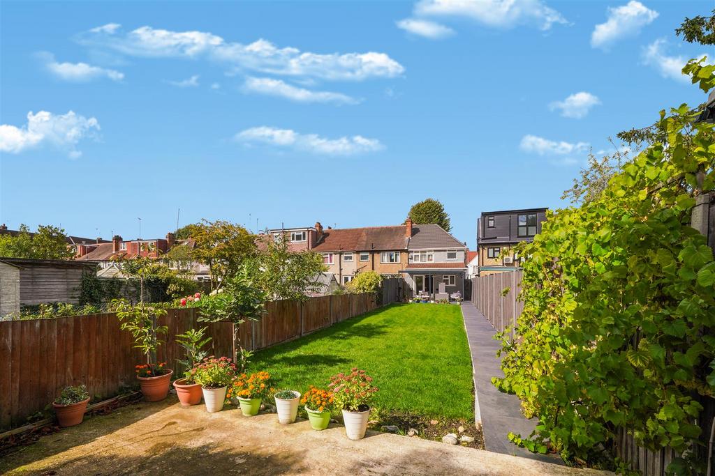 20 Robin Hood Way - Rz Ew17 Wd Q8 CAcf RDo Nx4.jpg