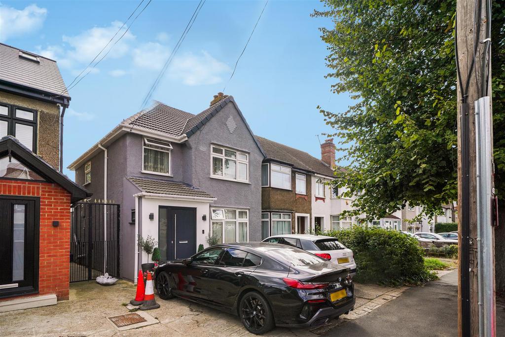 20 Robin Hood Way - VJKGEVSh Xsc9 OUii Pvi H.jpg