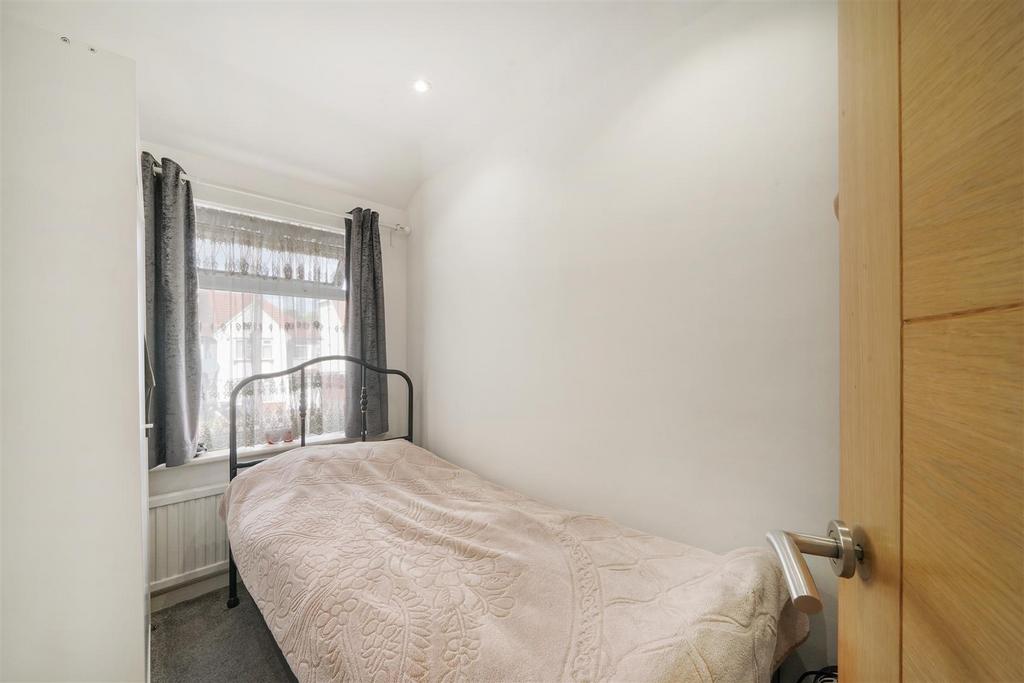 20 Robin Hood Way - d4 VY8w18u XDka Kz Edr6l.jpg
