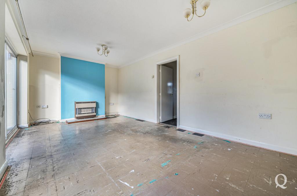 4eeb400e-f4b9-40e...