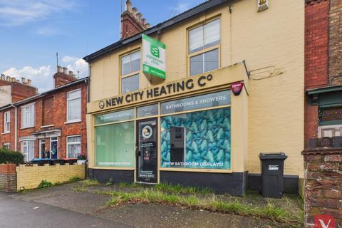Retail property (high street) to rent, 58 Wolverton Rd Milton Keynes MK11 1DT