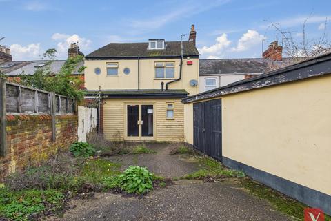 Retail property (high street) to rent, 58 Wolverton Rd Milton Keynes MK11 1DT
