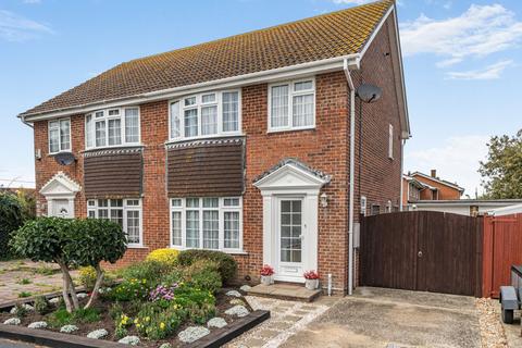 Cambridge Avenue, West Wittering, PO20