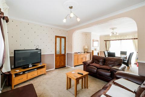 3 bedroom semi-detached house for sale, Retford Road, Romford