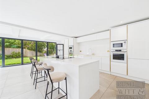 4 bedroom detached house for sale, The Russets, St. Leonards-On-Sea