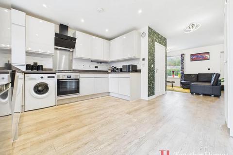 4 bedroom house for sale, Heriot Road, Rainham