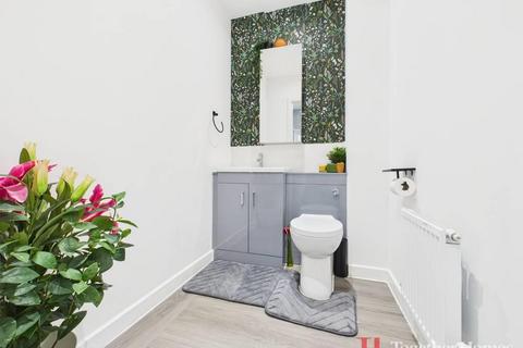 4 bedroom house for sale, Heriot Road, Rainham