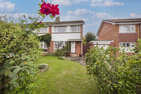 3 bedroom semi-detached house for sale, Willow Park, Sevenoaks TN14