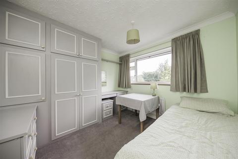 3 bedroom semi-detached house for sale, Willow Park, Sevenoaks TN14