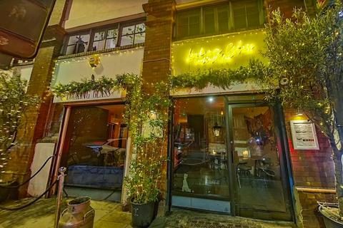 Office to rent, 49 Hackney Rd London E2 7NX