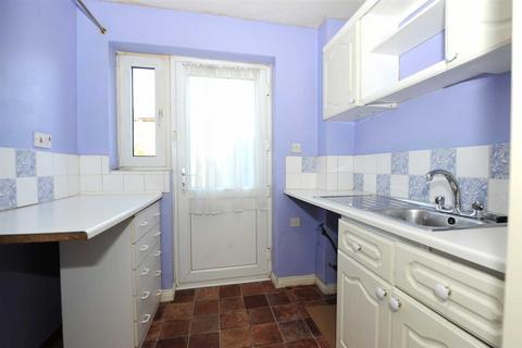 1 bedroom end of terrace house to rent, Dale Avenue, Wellingborough