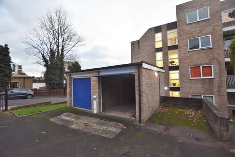 undefined, Ringers Road Bromley BR1