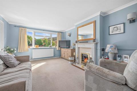 4 Alne Close, Henley-in-arden, B95 5JZ
