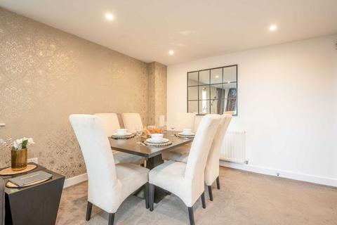 undefined, Owen Court, Grade Close, Elstree