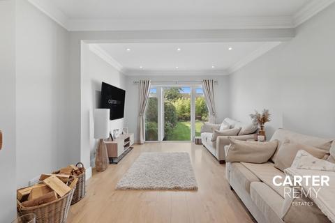 undefined, Heathview Road, Grays, RM16