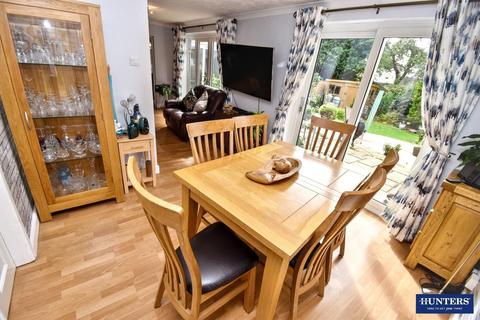 4 bedroom detached house for sale, Barnstaple Close, Wigston
