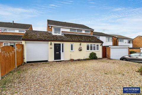 4 bedroom detached house for sale, Barnstaple Close, Wigston