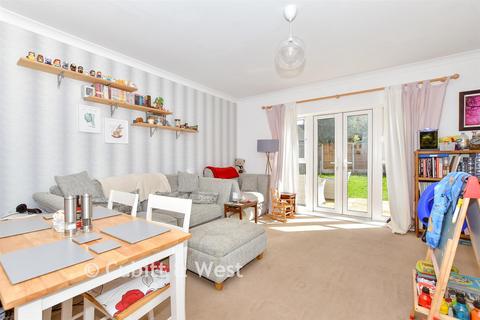 Barge Close, Yapton, Arundel, West Sussex