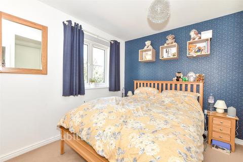 3 bedroom end of terrace house for sale, Barge Close, Yapton, Arundel, West Sussex