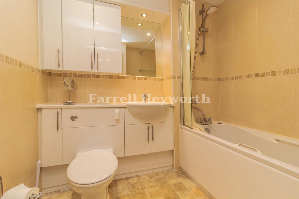 Bathroom image 2
