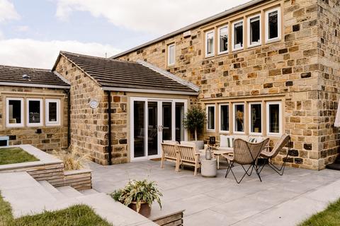 4 bedroom detached house for sale, Headlands, Liversedge, WF15
