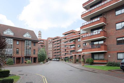 1 bedroom flat to rent, Windsor Way, Brook Green, London, W14