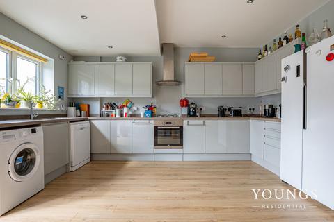 undefined, Westborough Road, Westcliff-On-Sea, SS0