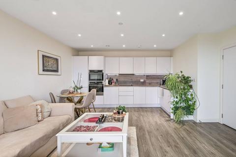 2 bedroom flat for sale, Moorhen Drive, Hendon, London, NW9