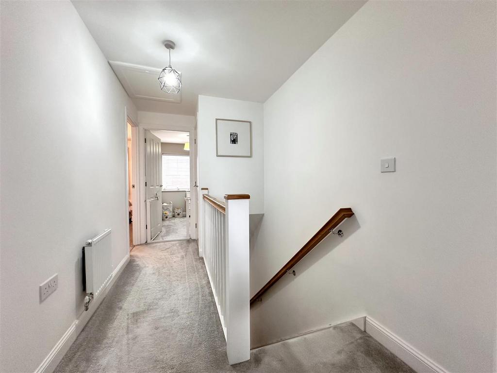 First Floor Landing 358