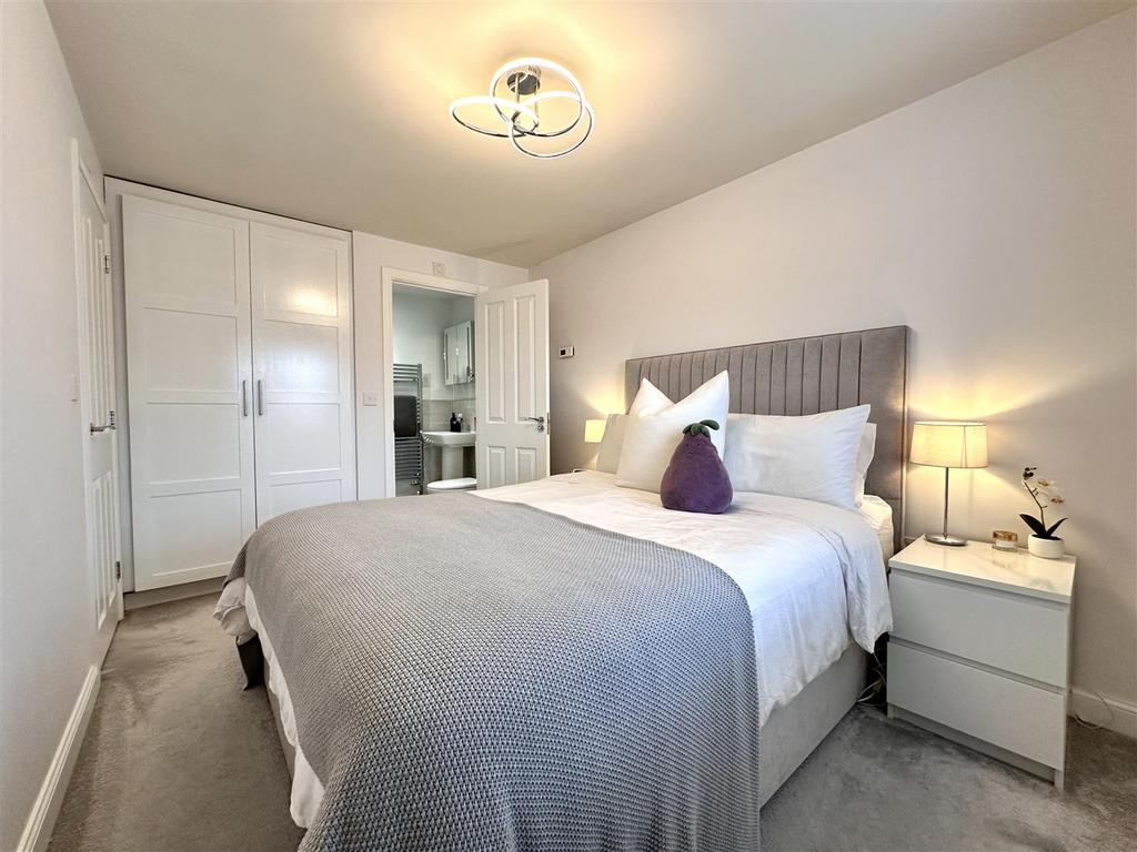 Bedroom One Into En-Suite 372