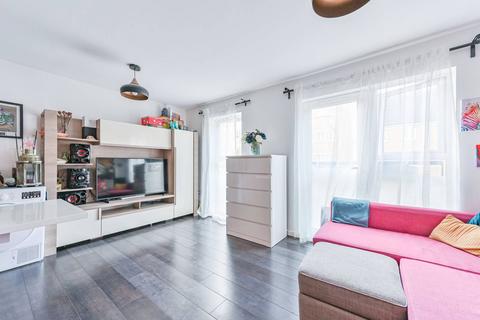 2 bedroom flat to rent, Chandler Way, Peckham, London, SE15