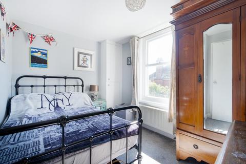 2 bedroom flat for sale, Lyndhurst Road, Ramsgate CT11