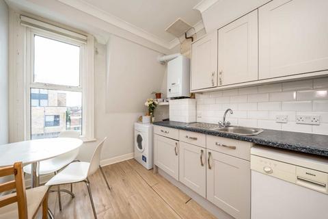 undefined, Heath Road, Twickenham TW1