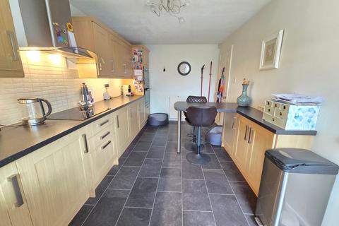 2 Far Townend, Dodworth, Barnsley, S75 3TQ