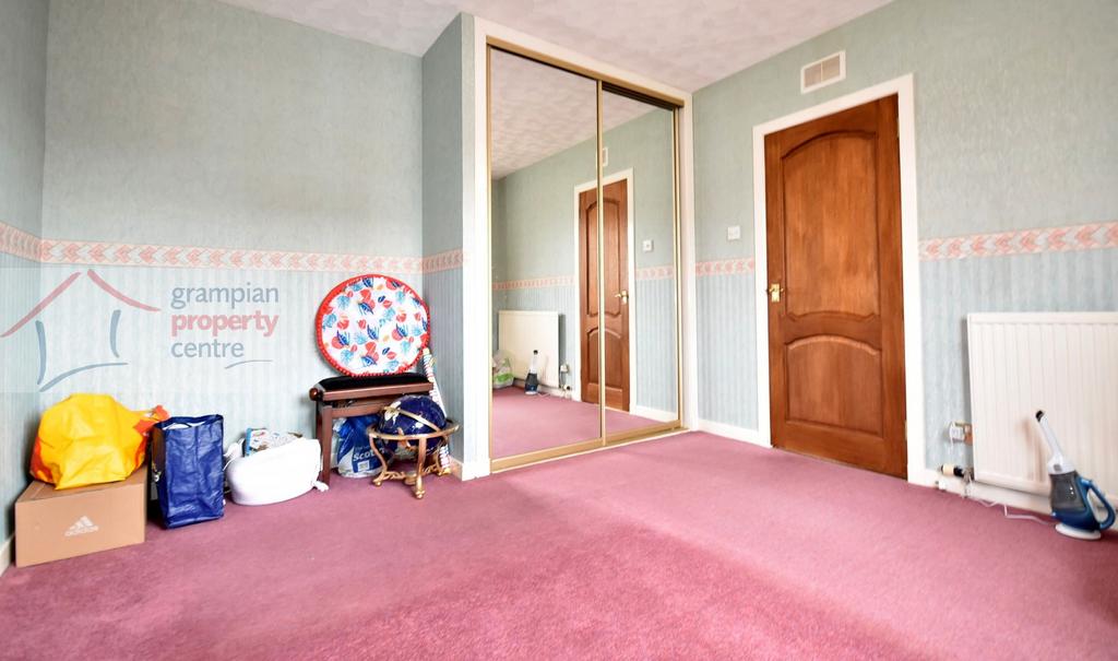 Bed 4 ground floor 2.JPG