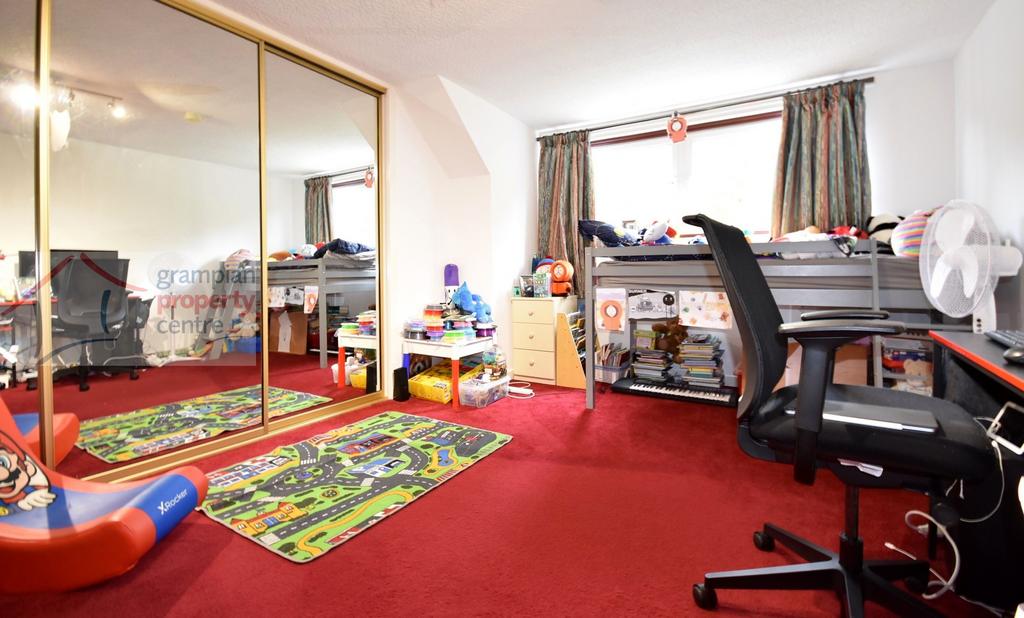 Bed 2.JPG