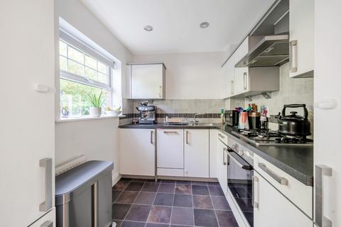undefined, Waleron Road, Fleet, Hampshire
