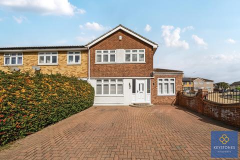 Highfield Link, Collier Row, RM5