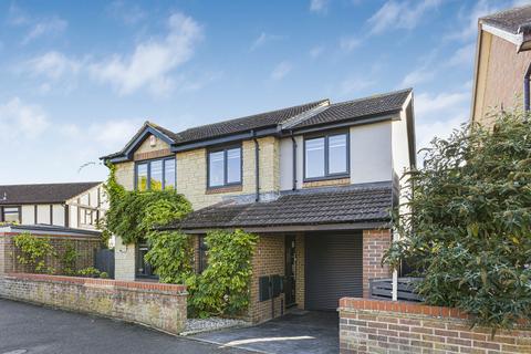 undefined, French Laurence Way, Chalgrove, OX44