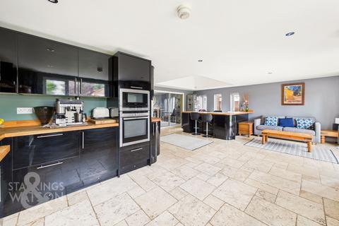 3 bedroom detached house for sale, Hill Road, Costessey, Norwich