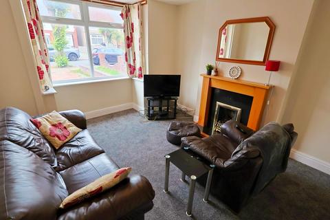3 bedroom end of terrace house for sale, Glendower Avenue, Coventry CV5