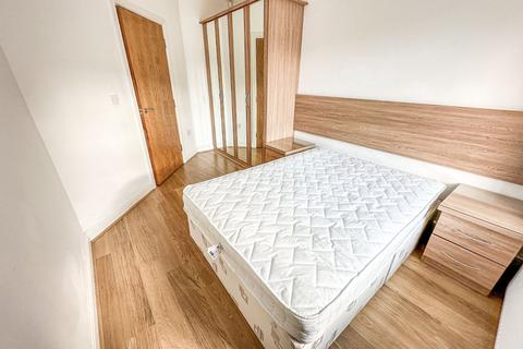 1 bedroom flat for sale, Houseman Crescent, West Didsbury, Greater Manchester, M20