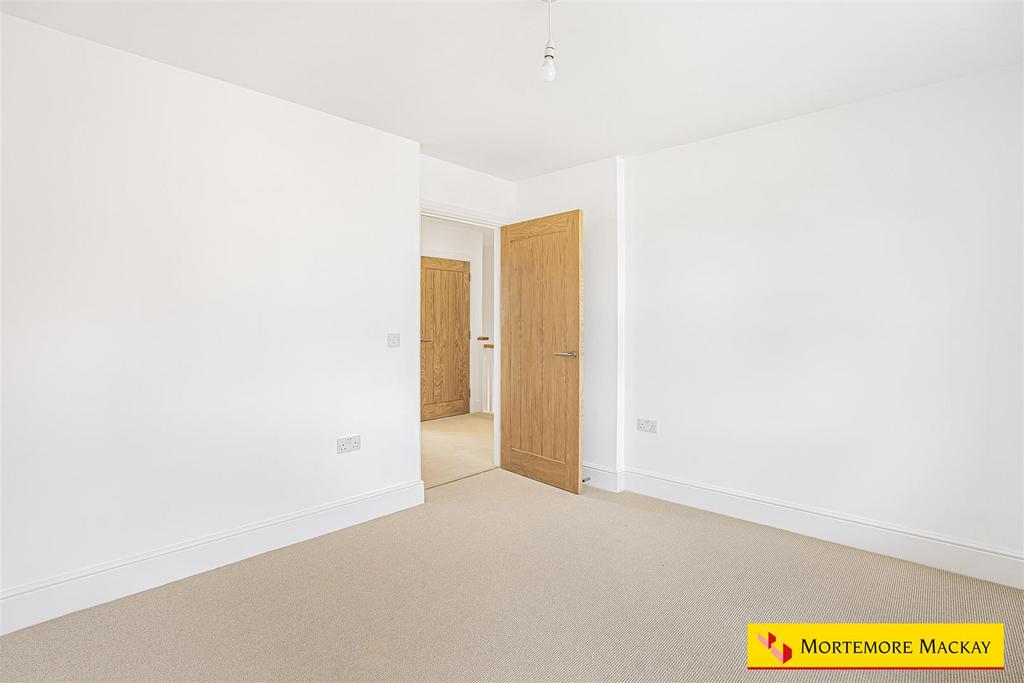 8 63316 watermarked.jpg